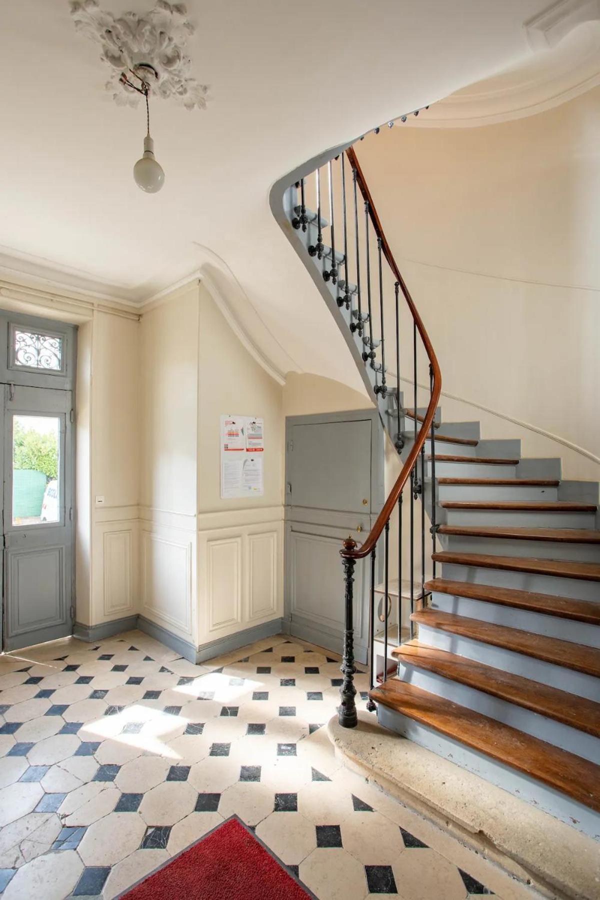 Le Studio Parisien Буасси-Сен-Лежер Экстерьер фото